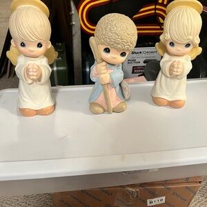 Adorable Angel Figurine Trio - Cream and Gold Precious Moments Vintage